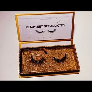 Lashaholic Lashes ✨